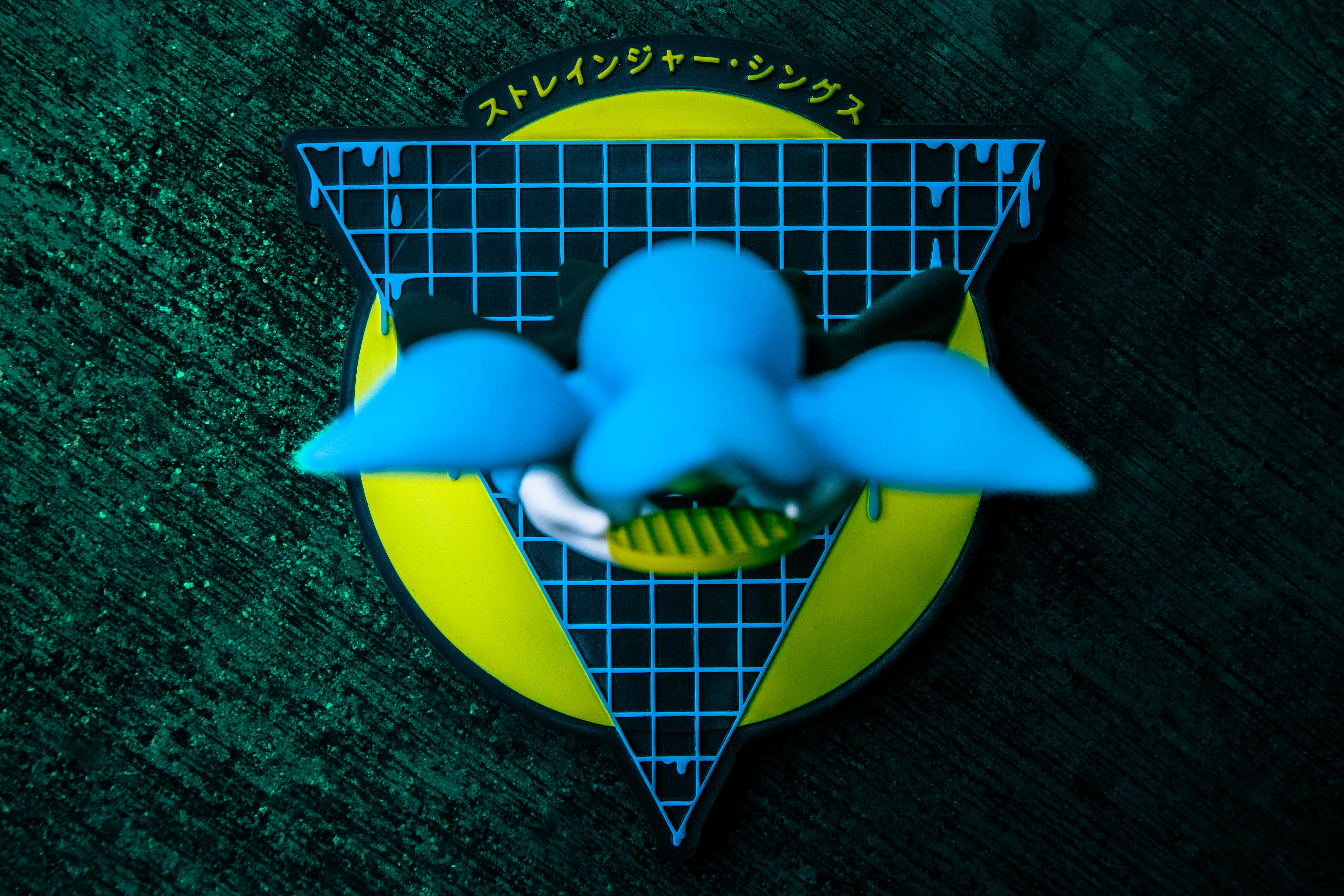 Elegorgon Statue - iam8bit Exclusive Colorway - Image 12